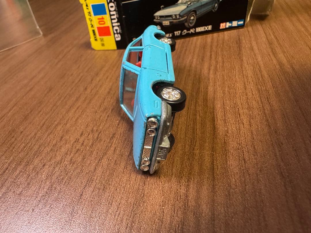 トミカ 黒箱 いすゞ 117クーペ1800XE【小田急特注】