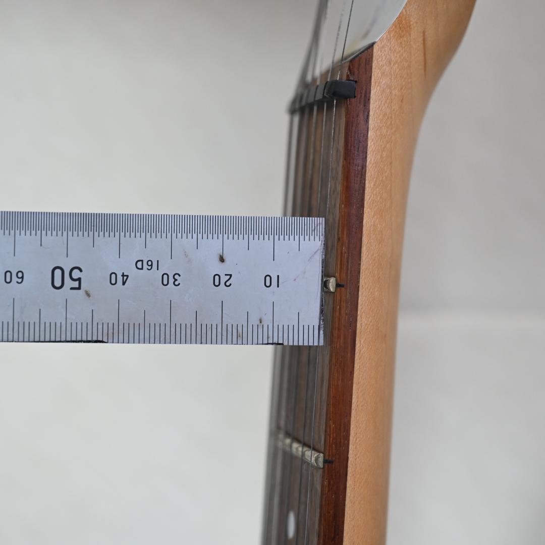 Charvel エレキギター ストラトタイプ ゴールドパーツ 中古 G021