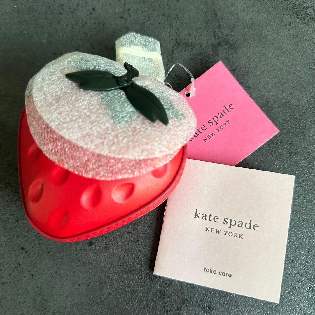 新品未使用✨ Kate Spade Strawberry Coin Purse