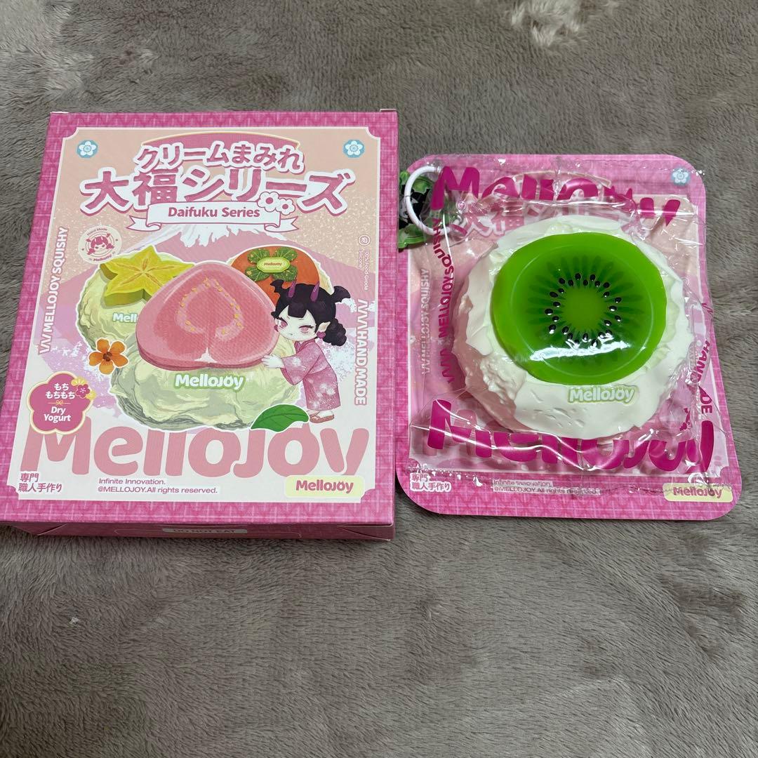Mellojoy スクイーズ クリームまみれ　大福シリーズ キウイ