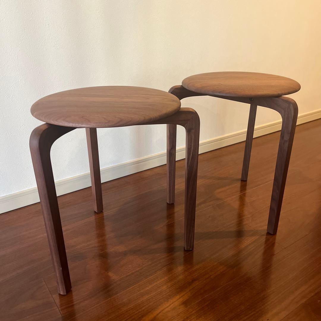 DENTO LISCIO ウォールナット 丸型スツール 3本脚