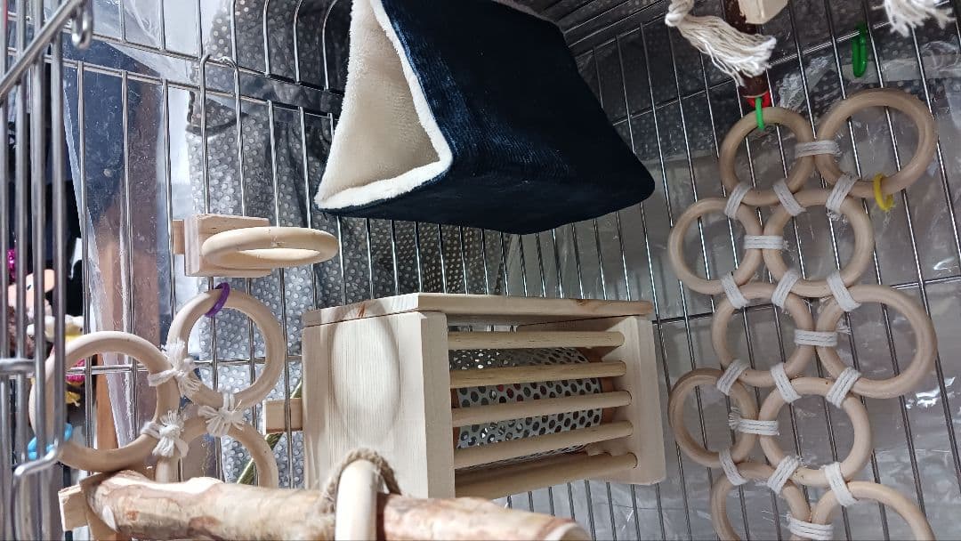 h1　あったかステージ　四角い止まり木　ヒーターいたずら防止　インコ　小動物