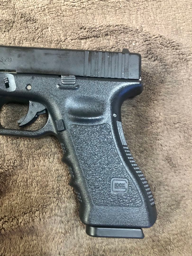 東京マルイ　ガスブローバックハンドガン グロック17 gen3 カスタム中古