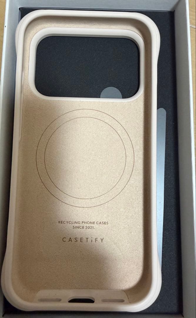 CASETiFY リサイクルiPhone17pro用ケース オーツ