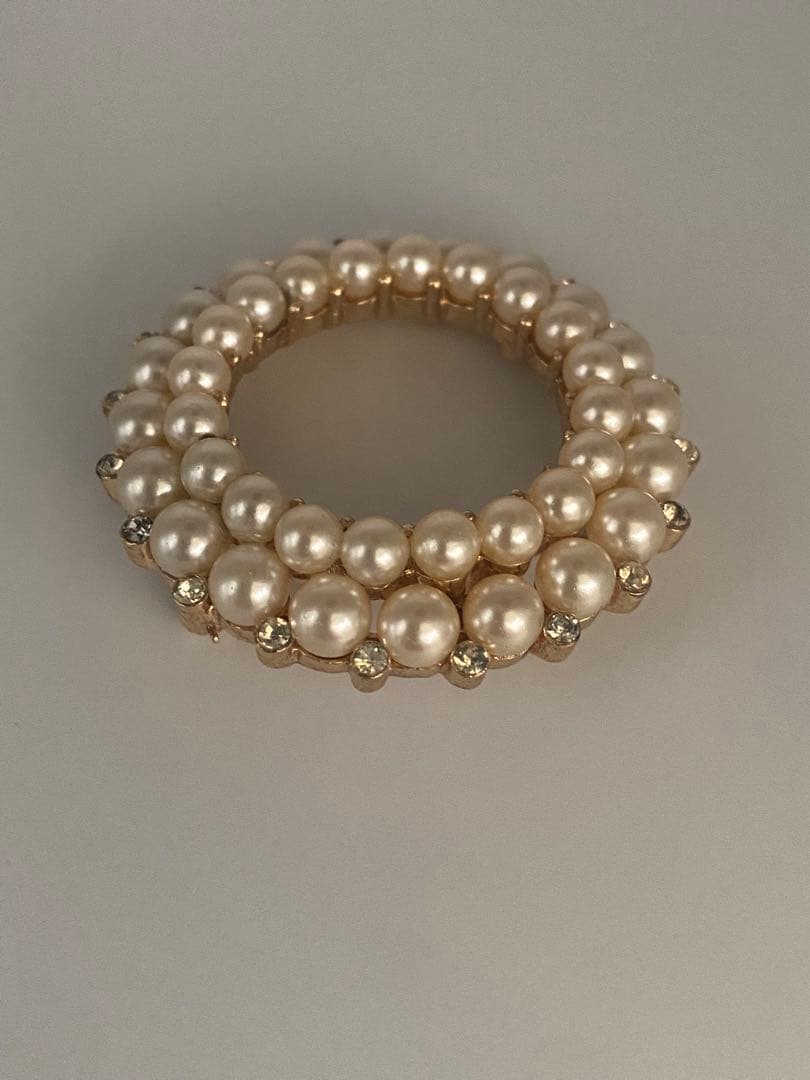 lotuscloud 2513⭐️TRIFARI トリファリヴィンテージブローチ