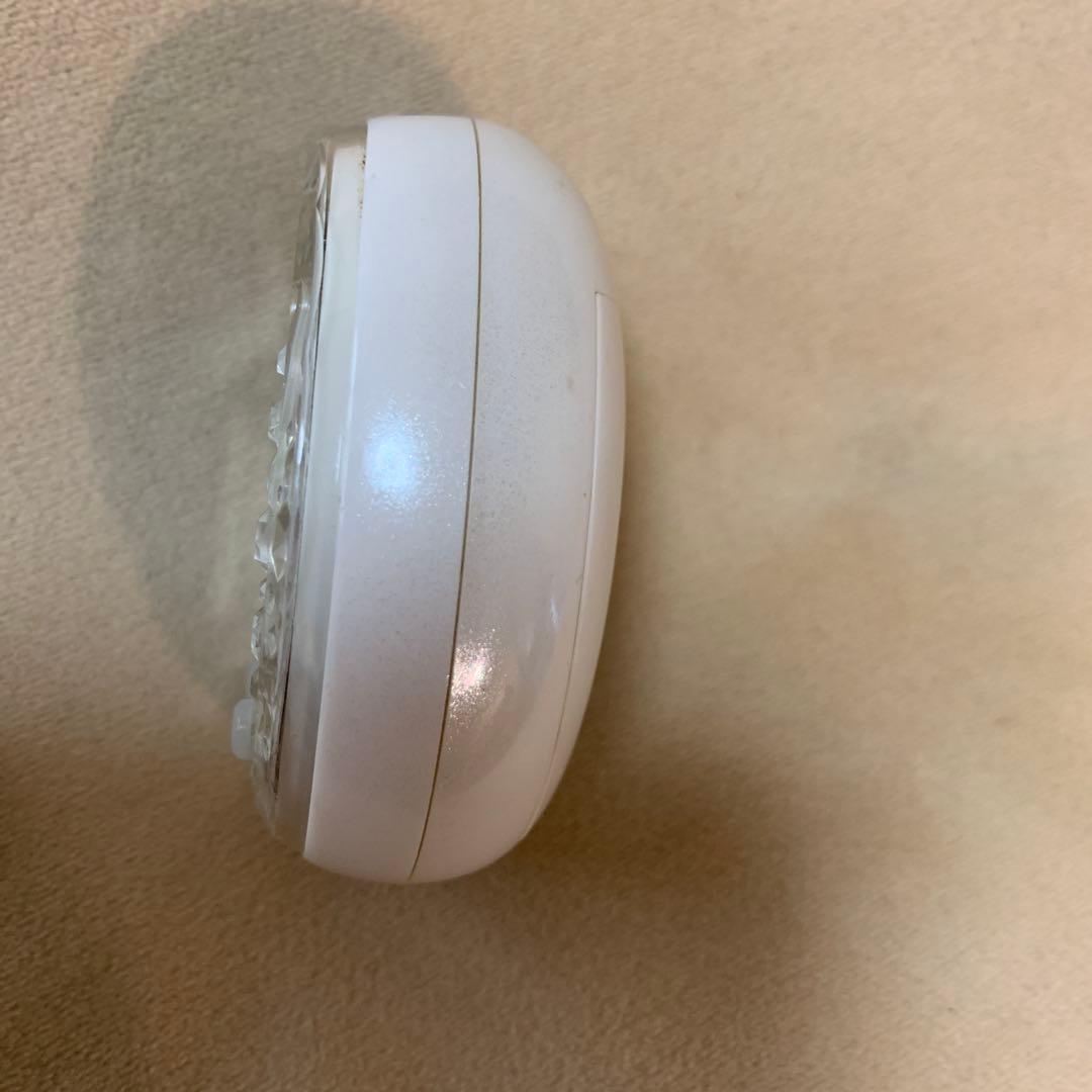 たまごっち　ピース　ホワイト　Tamagotchi P's