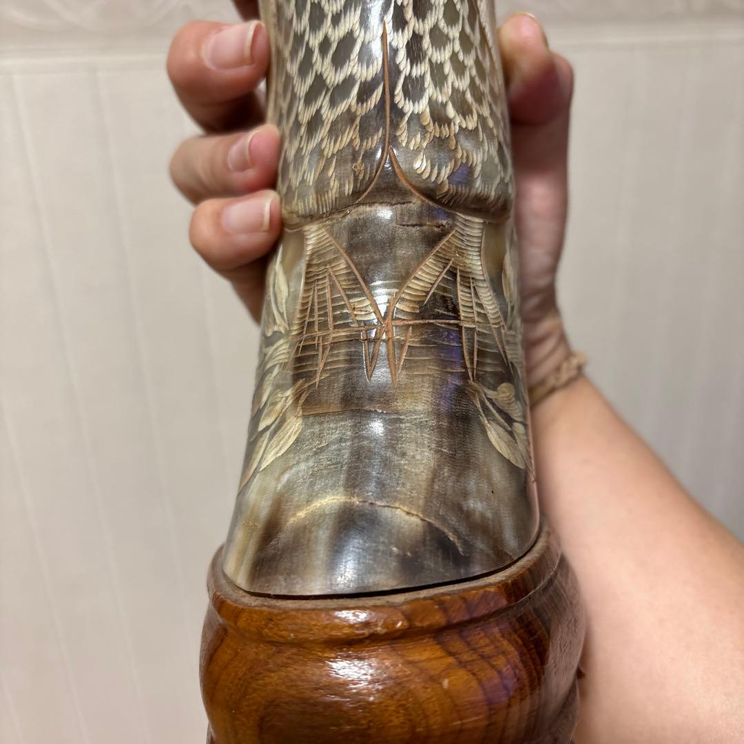 鷹の彫刻 約30cm