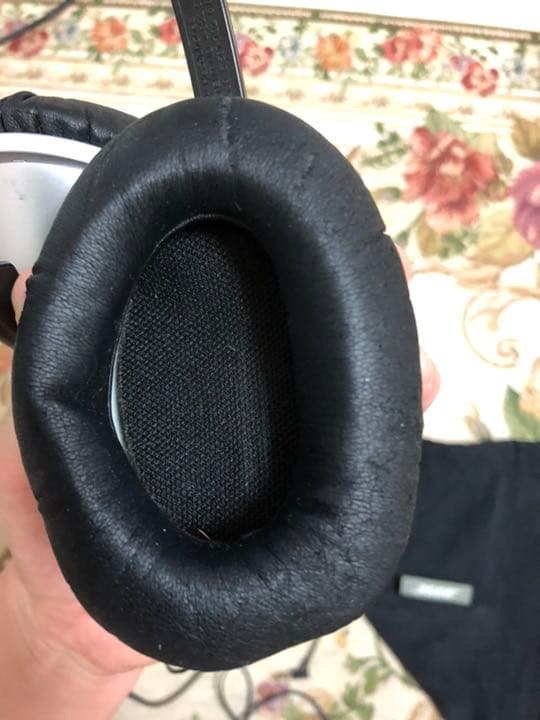 BOSE オーディオヘッドホン+ソニー ウォークマン