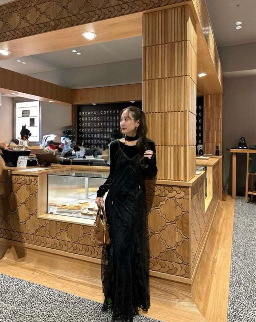 andresd sparkle lace velour dress Lサイズ