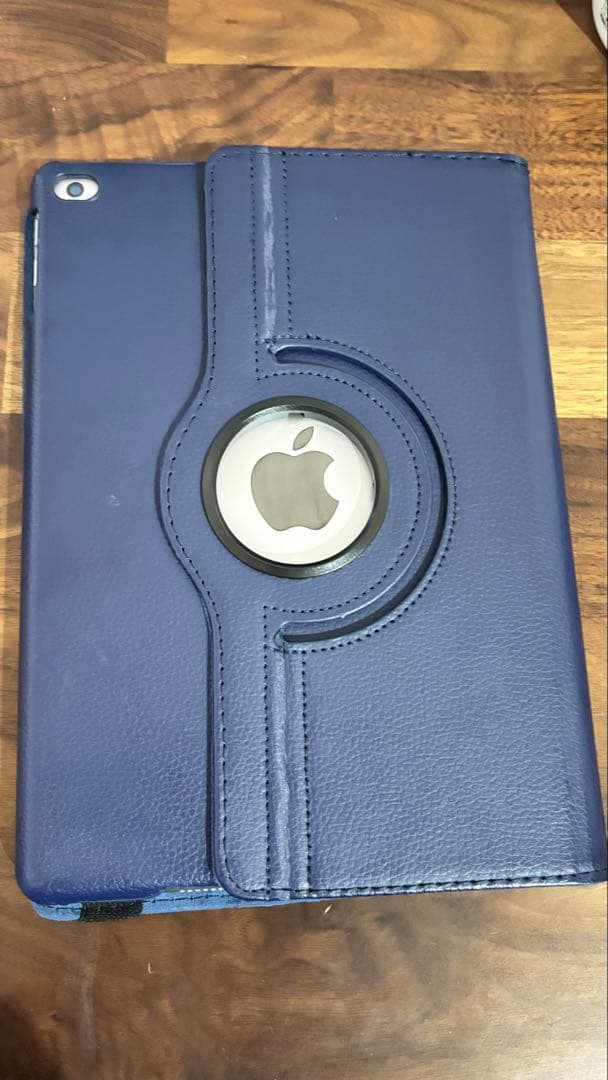 Apple iPad (第6世代) シルバー 32GB ケース付き