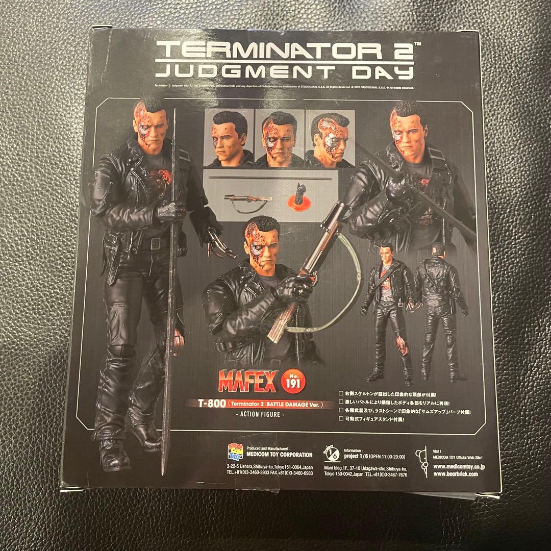 MAFEX T-800 T2 バトルダメージ Ver.ターミネーター2フィギュア
