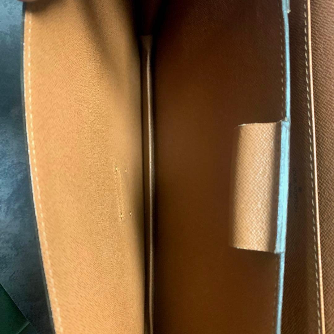 ルイヴィトン ビジネスバック