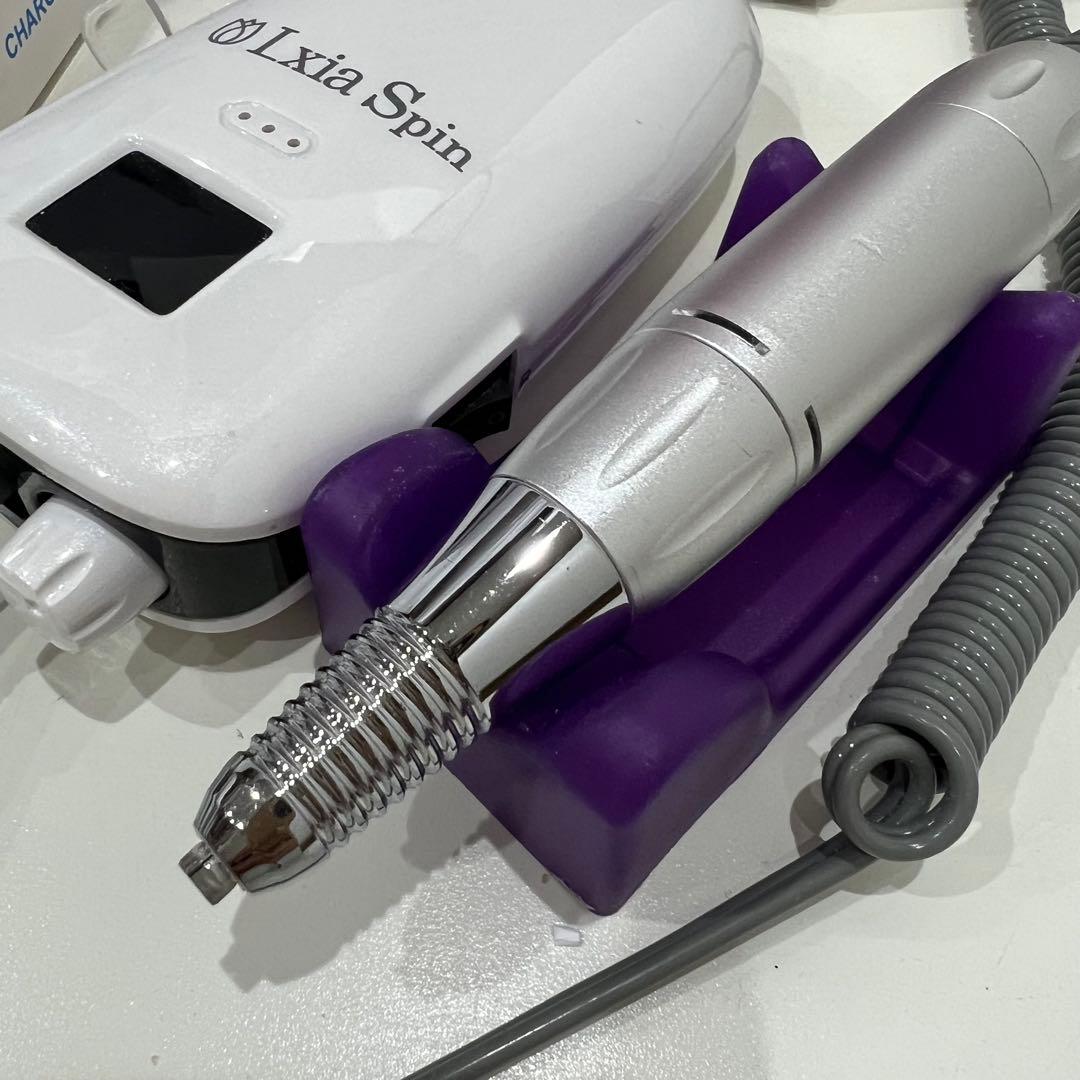 ②レクシア　Ixia Spin ネイルマシン ワイヤレス充電器付き