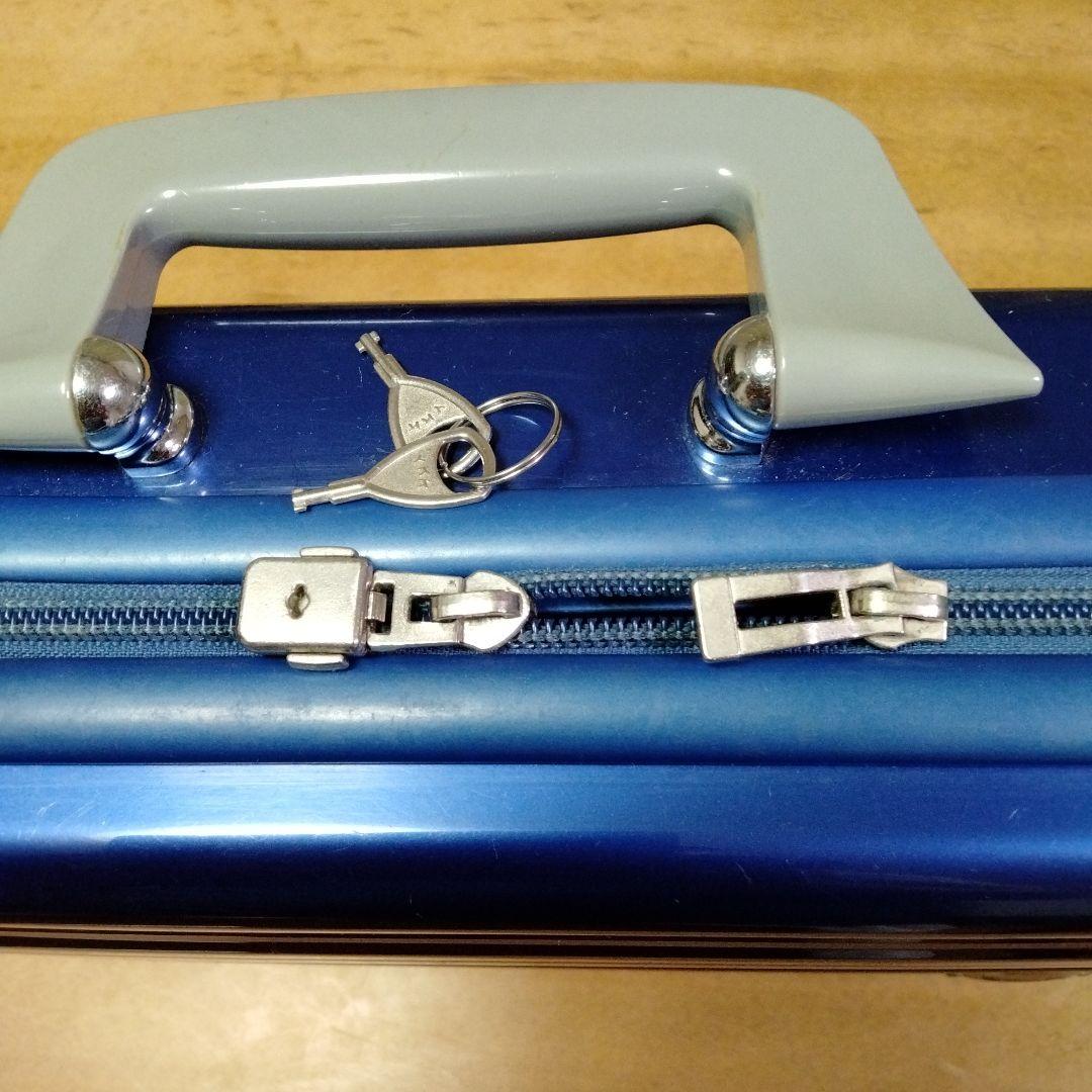 ゼロハリバートン　ポリカーボネート　青　ZEEO HALLIBURTON