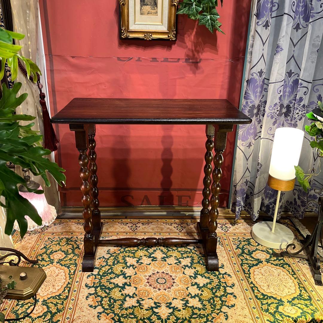 ヴィンテージ スピンドルレッグ　　サイドテーブル　コンパクトテーブル　花台