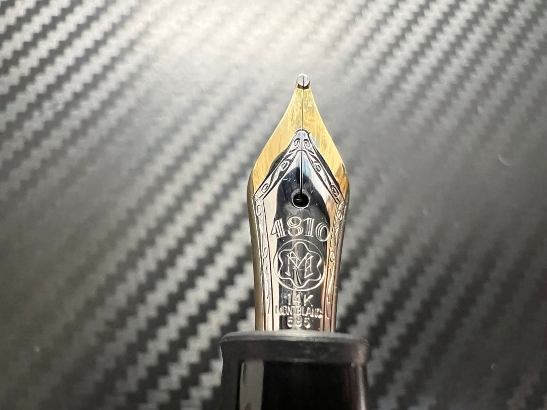 モンブラン 美品 145 クラシック ブラック M 中字 万年筆