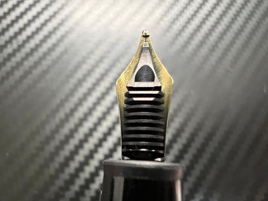 モンブラン 美品 145 クラシック ブラック M 中字 万年筆