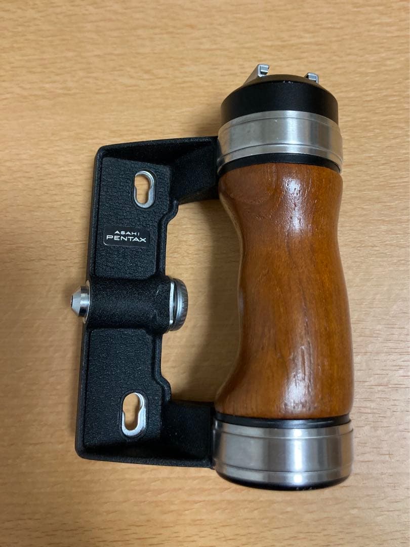 PENTAX 67II 用　木製グリップ★ペンタックス