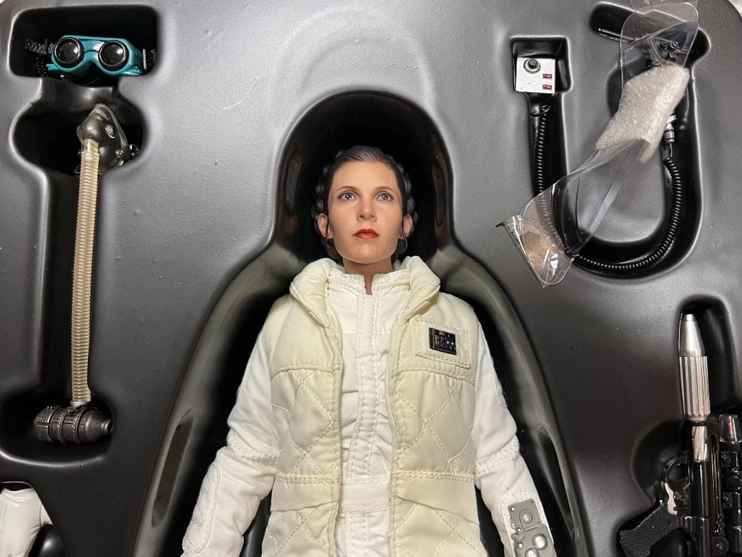 ホットトイズ ムービーマスターピース スターウォーズ 帝国の逆襲 レイア ホス版