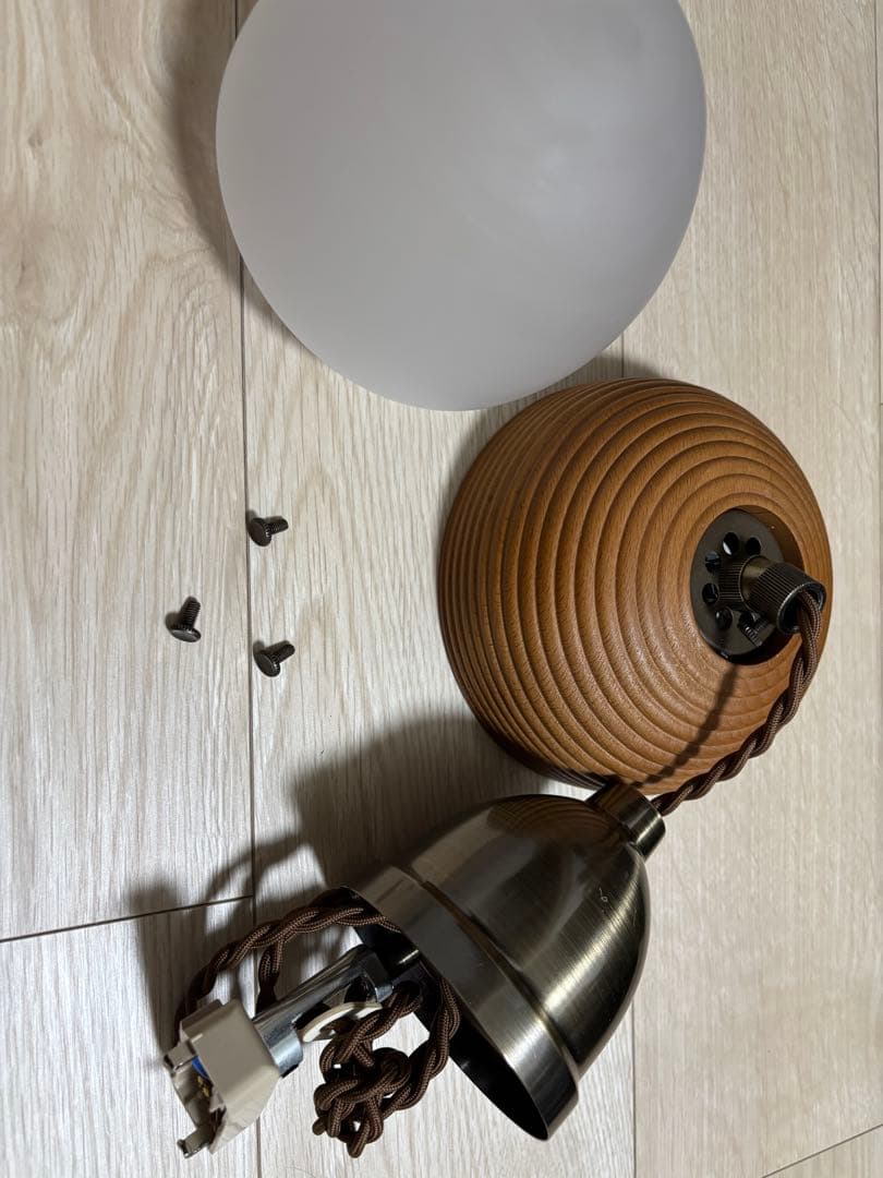 ペンダントライト　どんぐりライト　照明器具