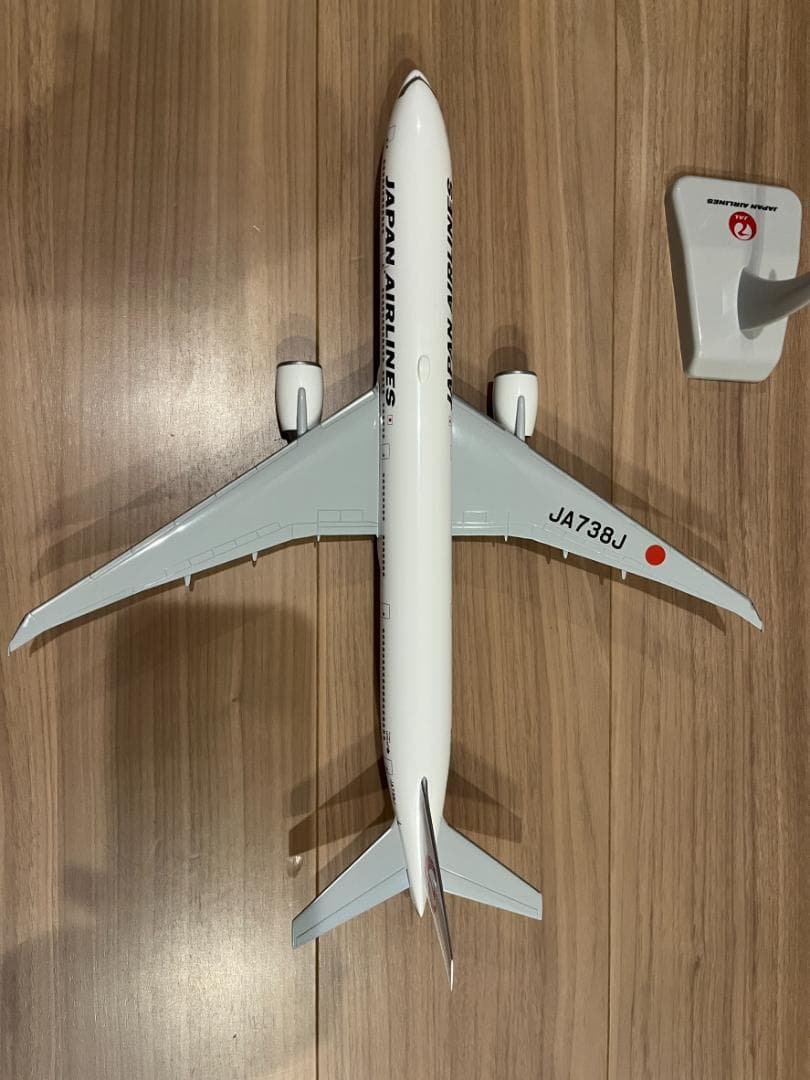 JAL Boeing777-300ER 1/200スケール　モデルプレーン
