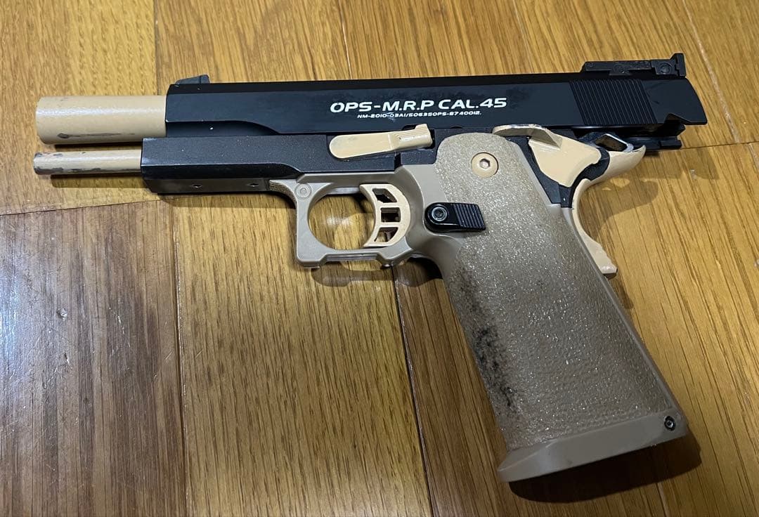 東京マルイ　ハイキャパ デザートカラー