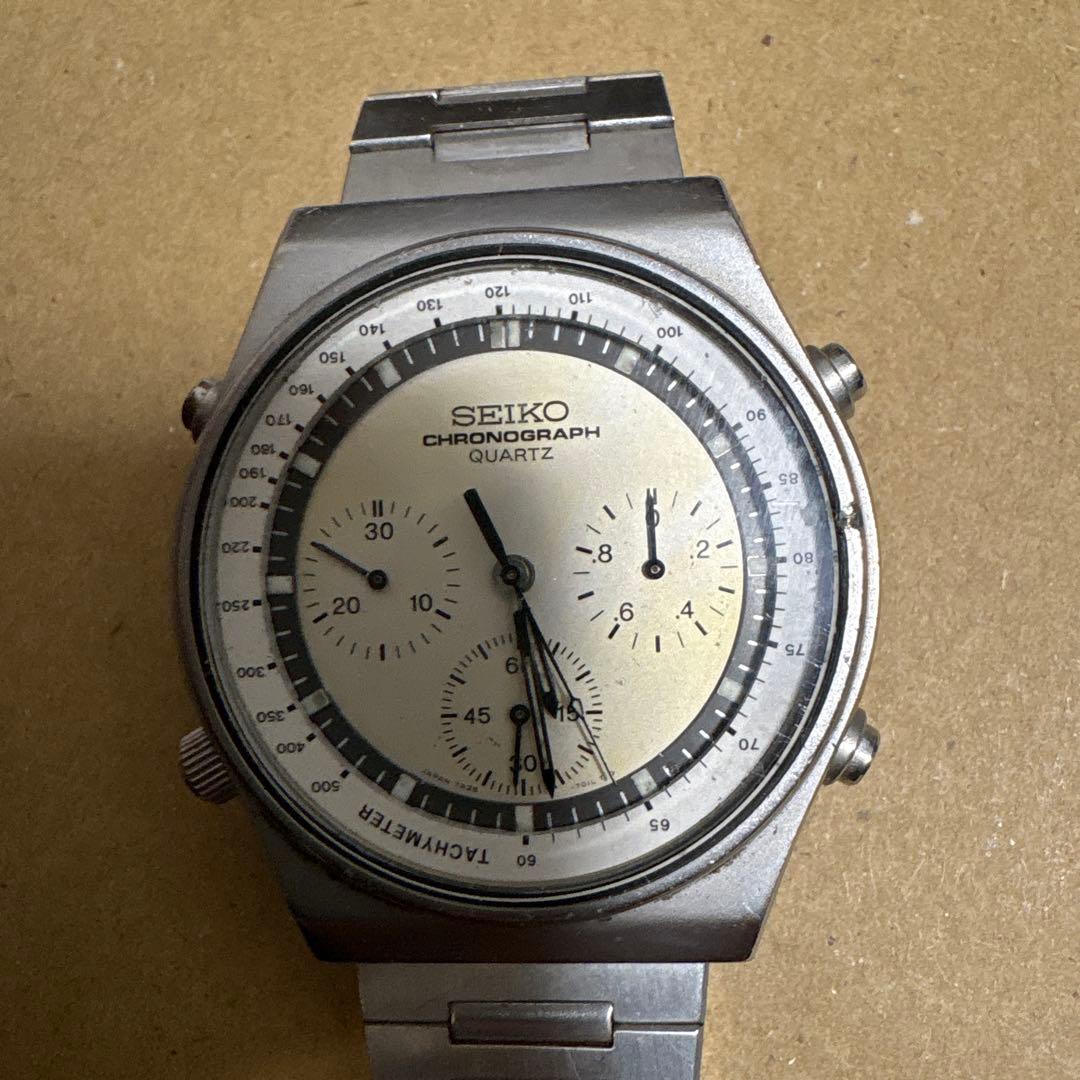 《D087》SEIKO 7A28-7010 スピードマスター　クォーツ