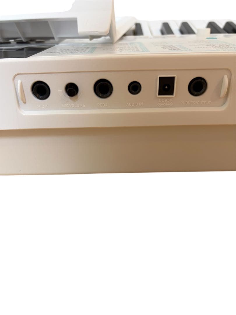 【週末SALE‼️】CASIO 光ナビゲーション LK-516 電子ピアノ61鍵