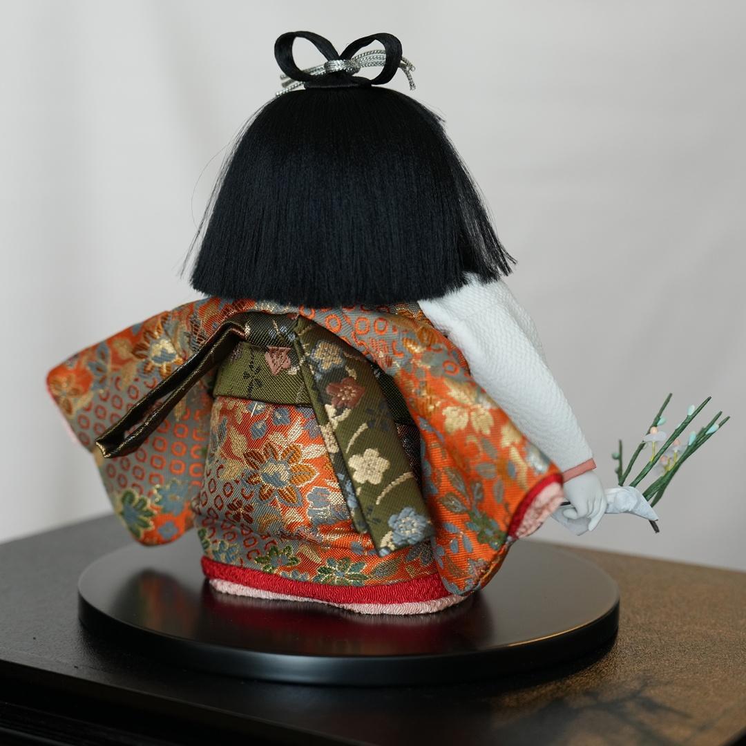 市松人形 久月 雅 金とオレンジ柄の着物 ガラスケース入り