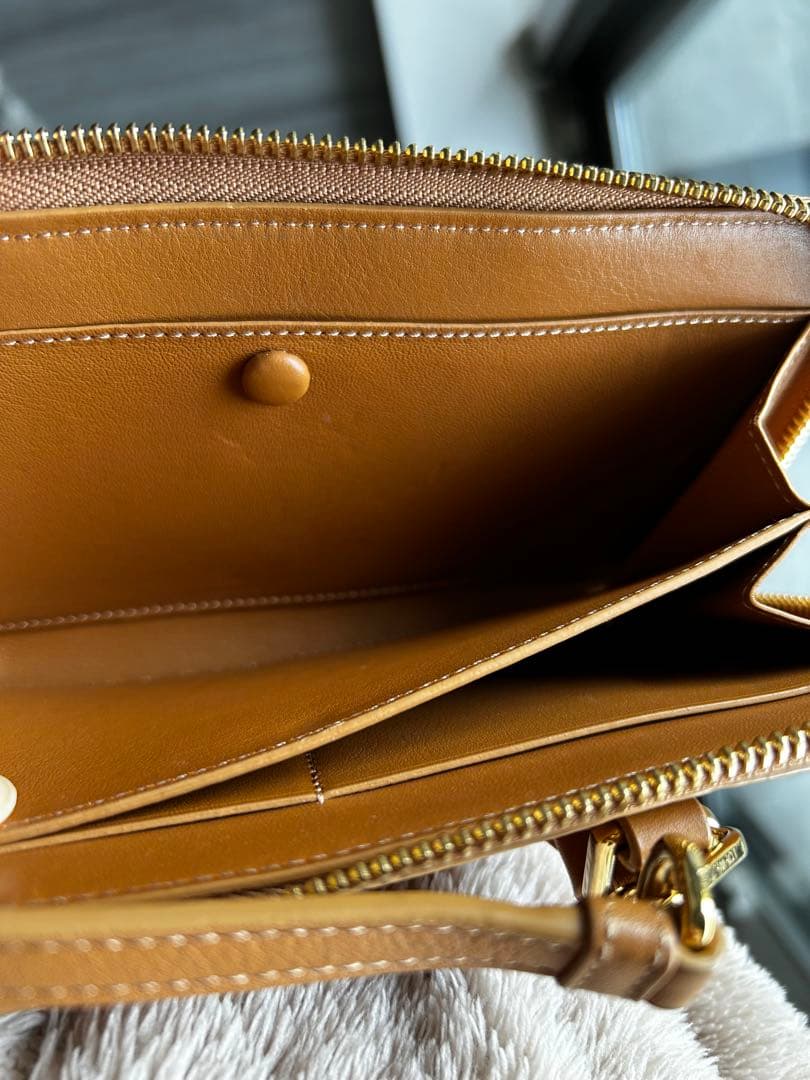 ロエベ　アマソナウォレットポシェット