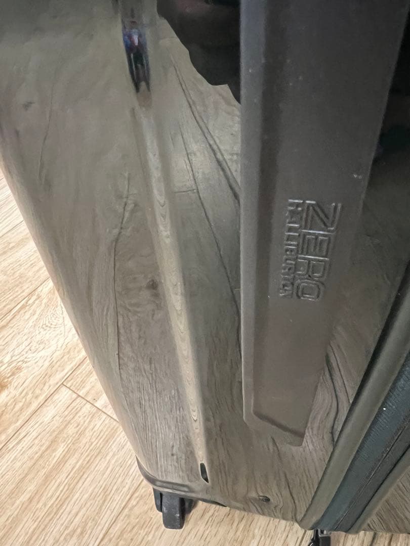 美品送料込‼️ ゼロハリバートン スーツケース /キャリーケース 軽量 6〜7泊