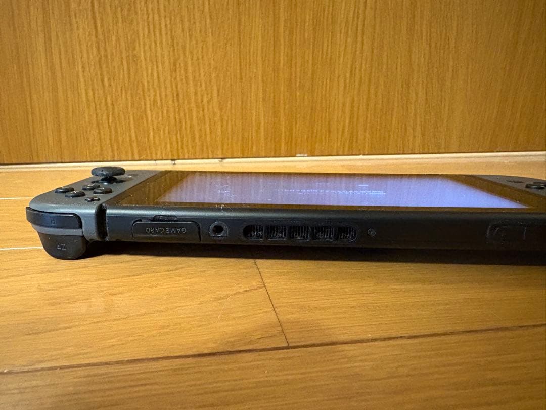 Nintendo Switch 本体 ブラックジャンク品 充電が弱い