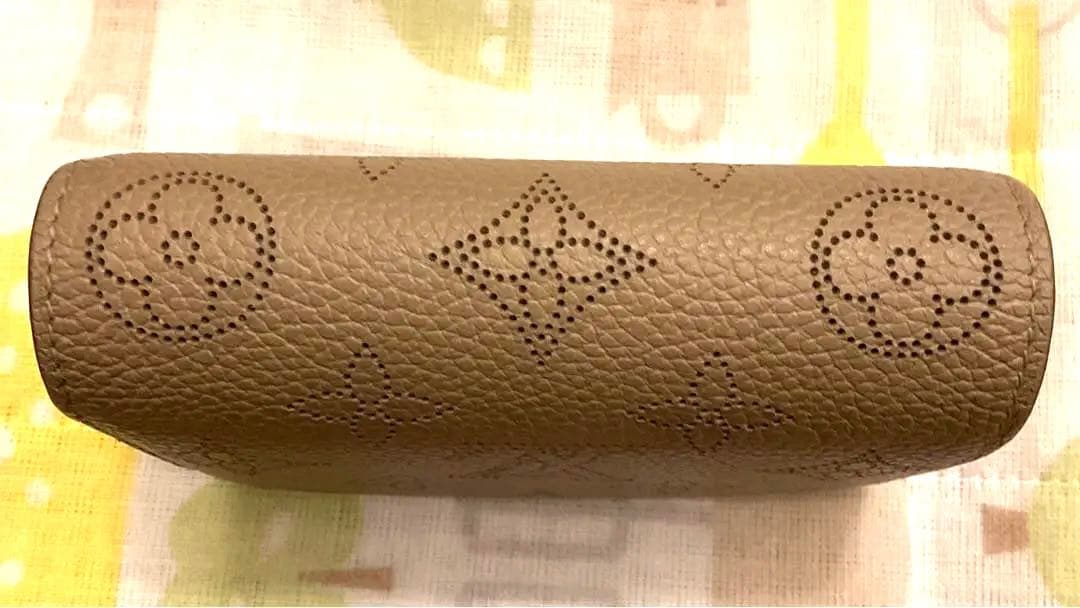 ルイヴィトンモノグラムマヒナクレアガレ二つ折り財布