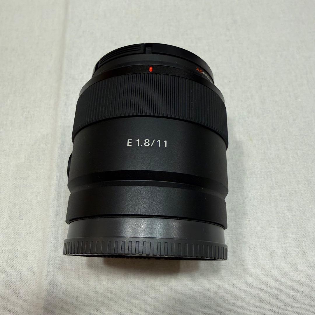 SONY E 11mm F1.8 SEL11F18 美品 箱付