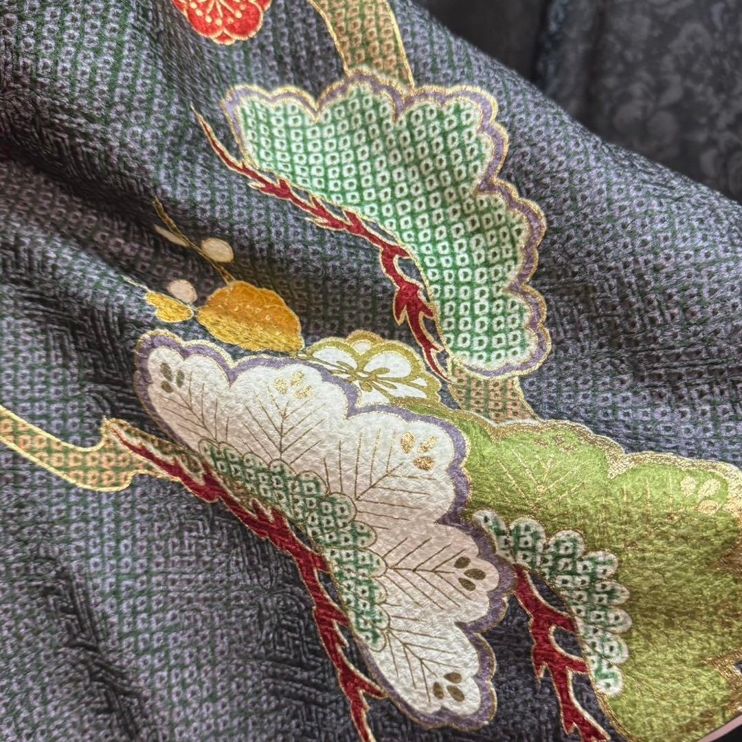 美品　総絞り　本絞り　松竹梅　金彩　駒刺繍　逸品　フルセット　振袖　振り袖