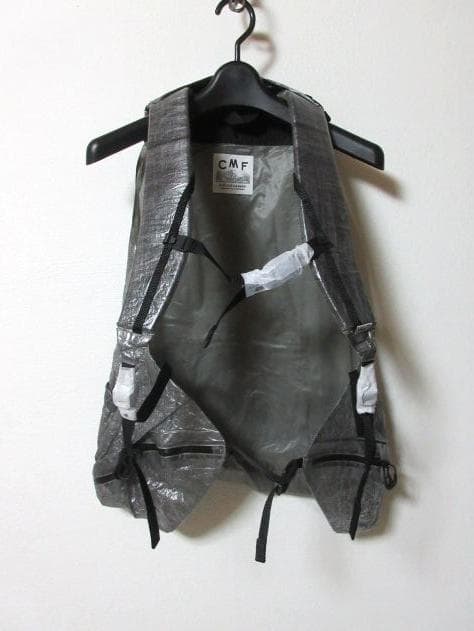 COMFY OUTDOOR GARMENT コムフィ DYNEEMA ベスト