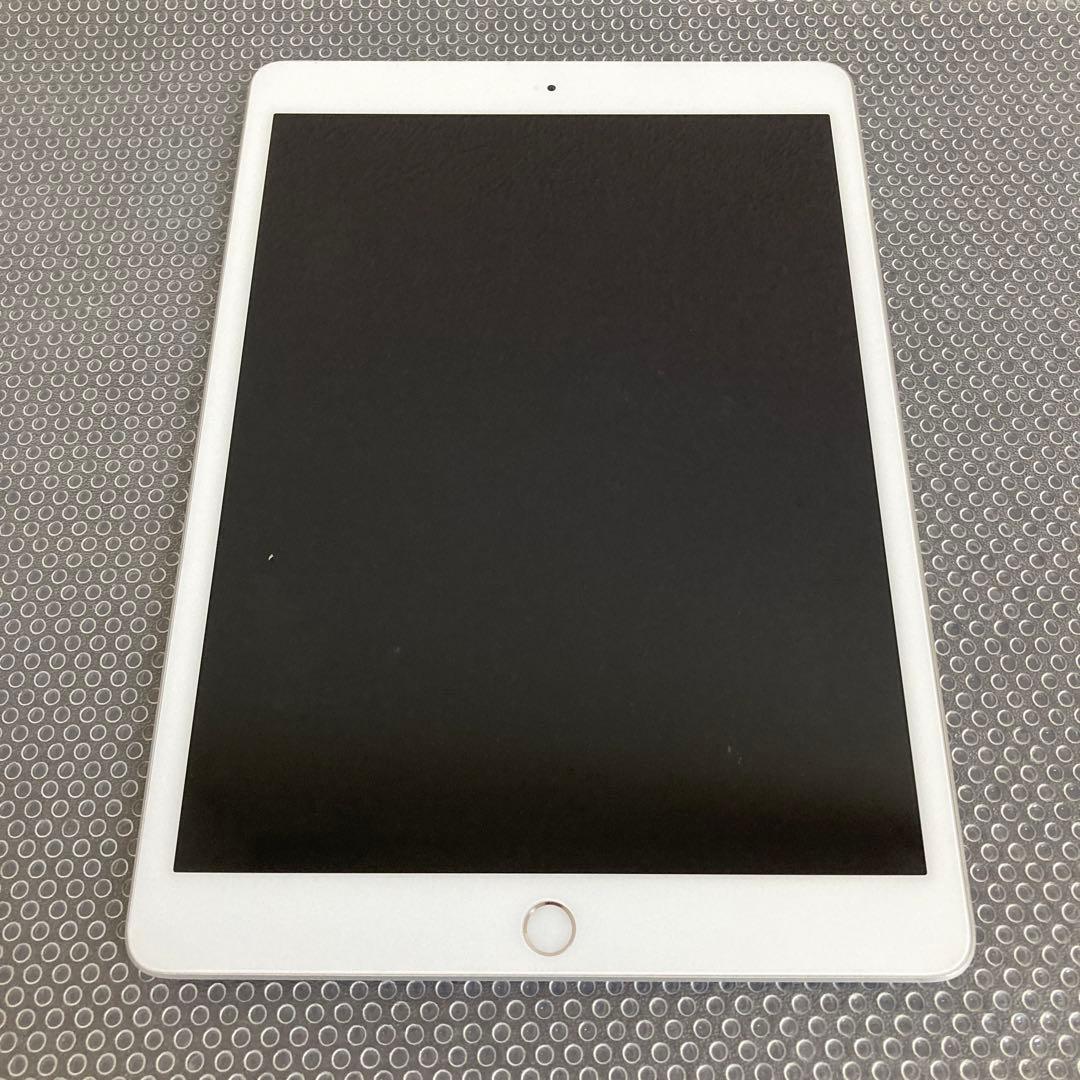 3595【早い者勝ち】iPad8 第8世代 32GB SIMフリー☆