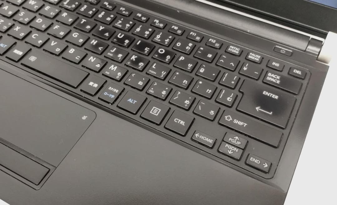 こばっしー Dynabook R73/H I3 8GB 256GB