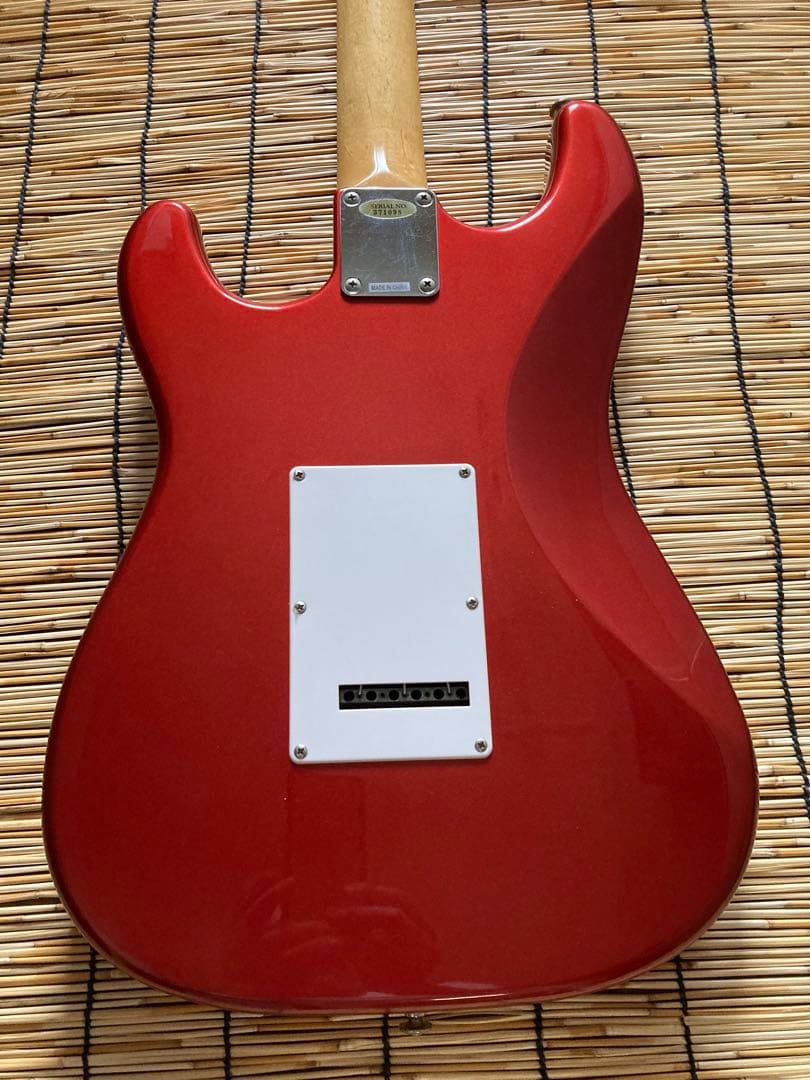 ☆依頼値下　☆美品　新機能満載で多彩な音色　希少な一本　Buskers ST