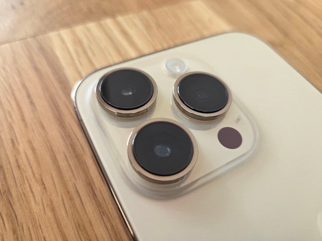 SIMフリー Apple iPhone 14 Pro ゴールド 256GB！