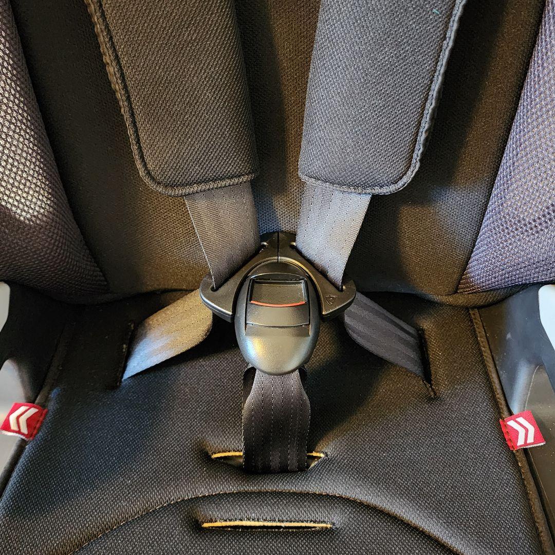 Joie ジョイー エレベート　チャイルドシート　ジュニアシート(1~12歳)