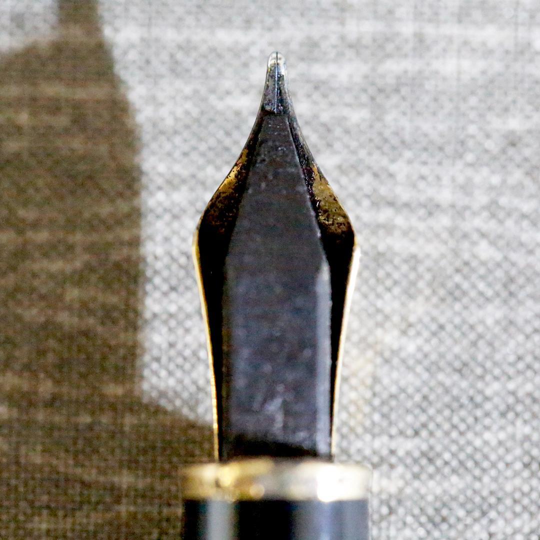 【送料込み】モンブラン 万年筆 １４４４ バーレイ ゴールド マイスター