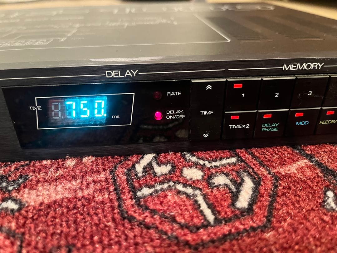 ROLAND SDE1000 中古品 デジタルディレイ　ローランド