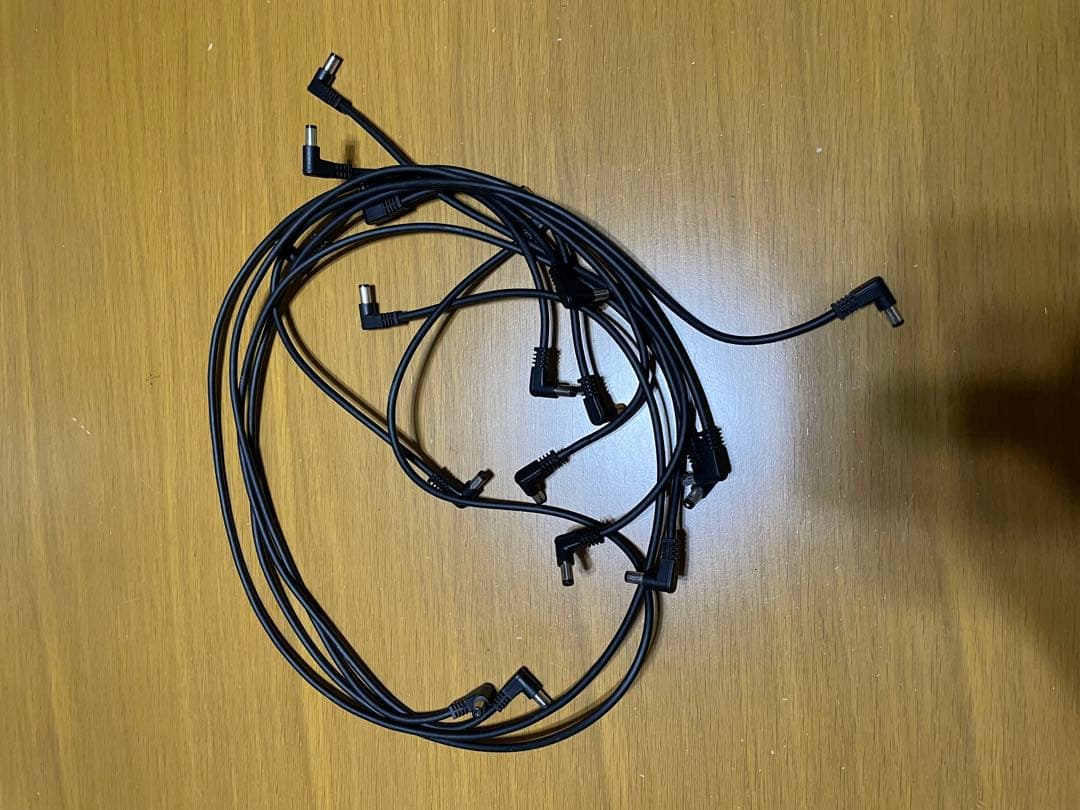 MONTREUX Belden ソルダーレスパッチケーブル、オヤイデDCケーブル