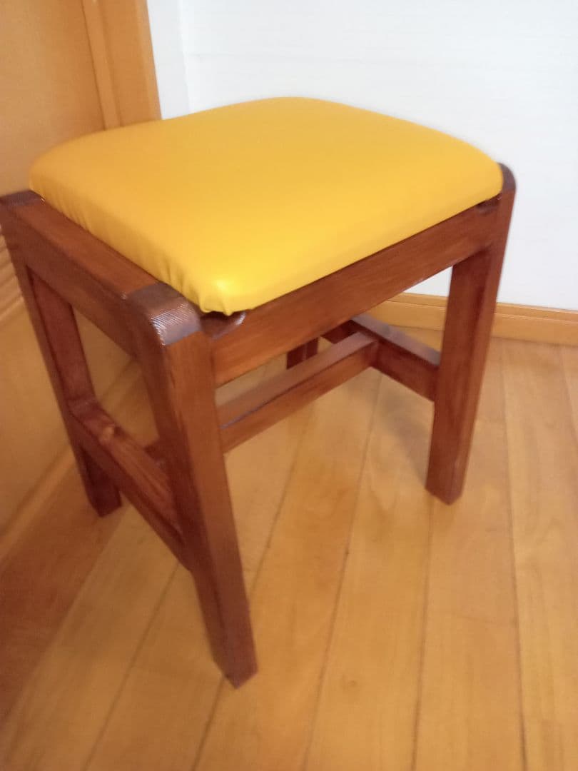 ゆったりスツール　（カラシ、紺）２脚