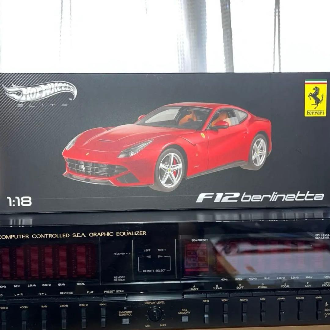 Ferrari F12berlinetta 1/18 赤