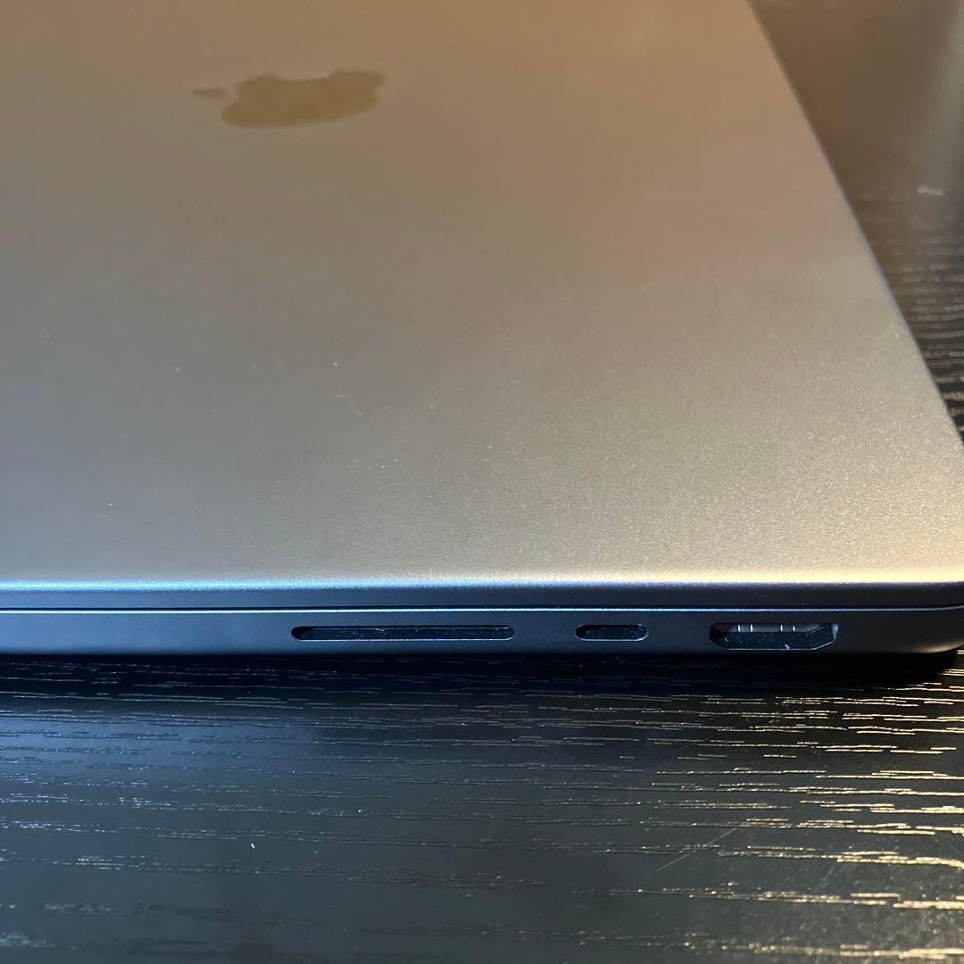 MacBook Pro M2 Pro (14インチ)