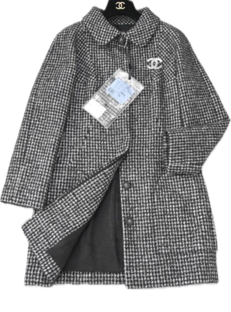 CHANEL モノトーン　ツイード　コート　ジャケット　ライオンCOCOボタン