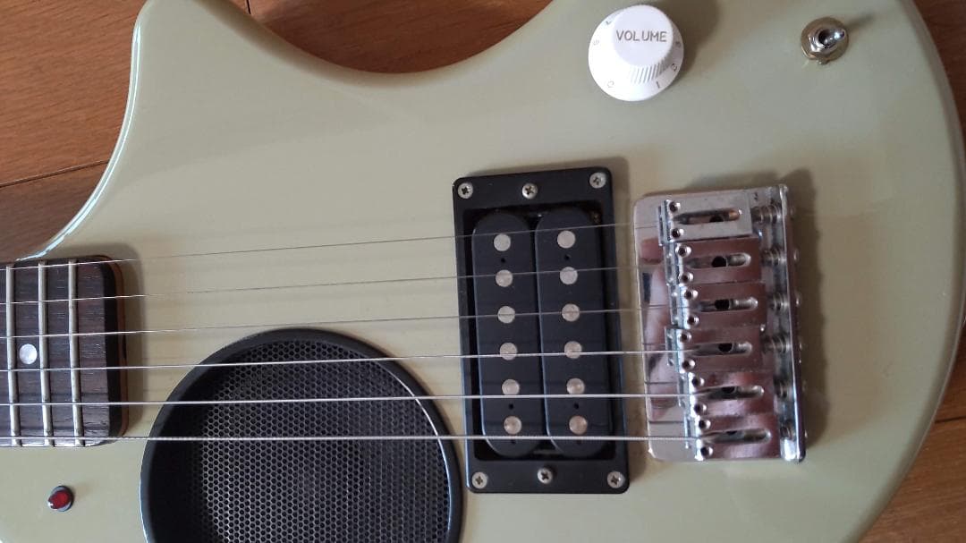 （サンダー）Fernandesフェルナンデス　ZO-3　動作品