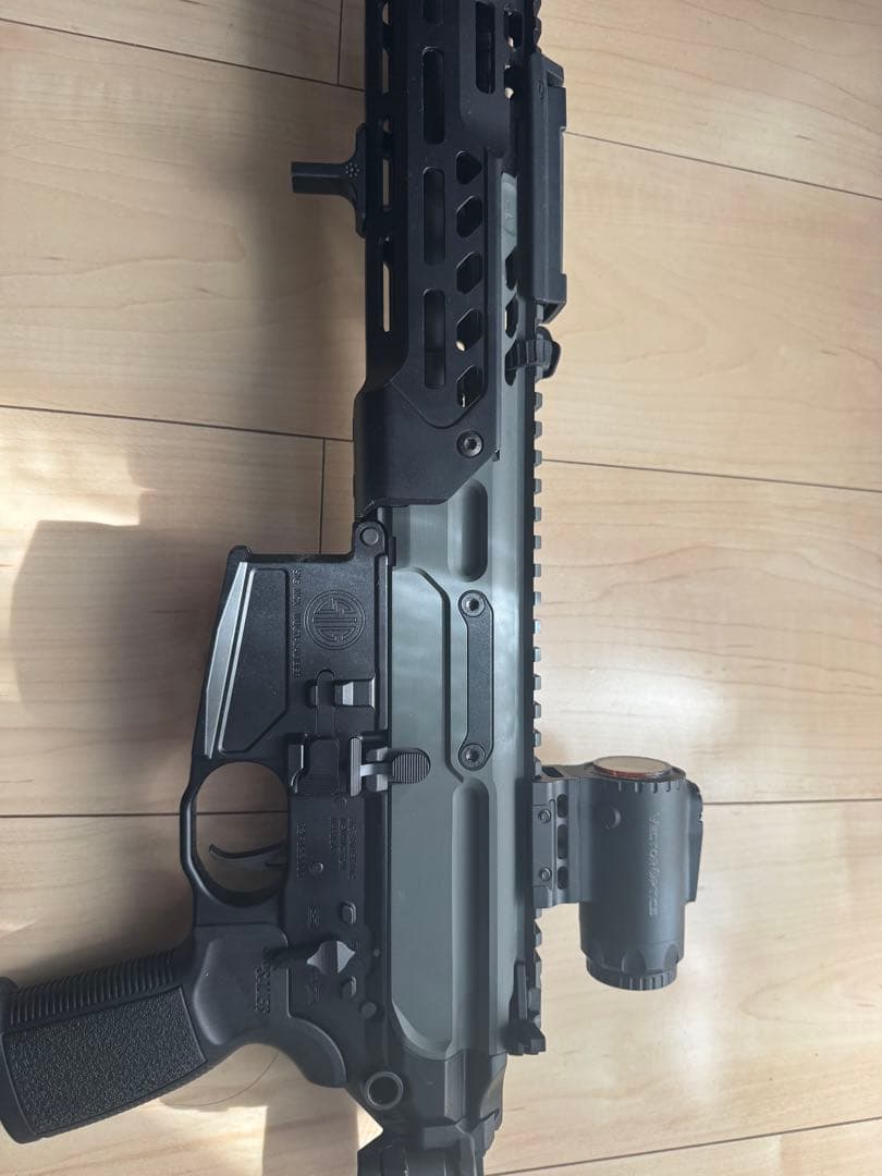 Toxicant SIG MCX 東京マルイベース　ガスガン